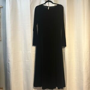 White Stag Black Velvet Dress